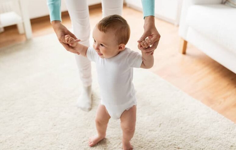 when do babies start walking